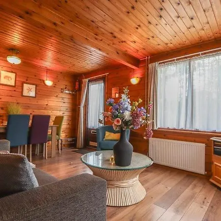 Alpehytte Vakantiebungalow Heereduin *